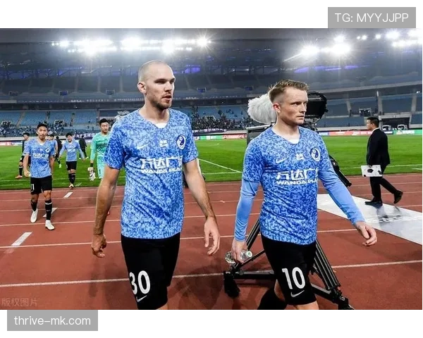 克里斯蒂安·君特率队出征德甲新轮次，球队凝聚力与竞争力双提升