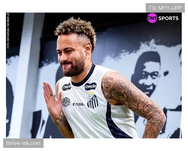 内马尔成功完成膝盖手术,复出时间引发球迷热议 内马尔成功完成膝盖手术,复出时间引发球迷热议